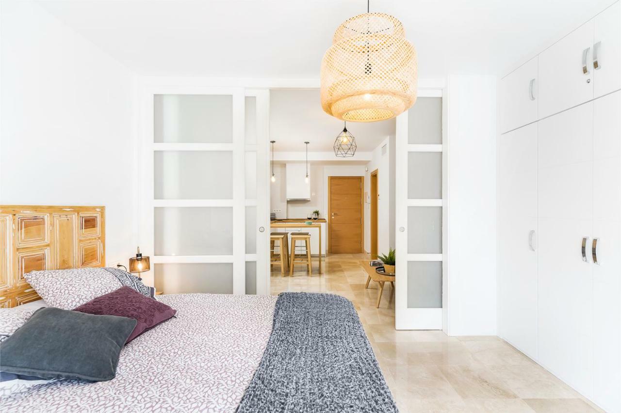 Apartamento Lujo Ancha Del Carmen Málaga Exteriör bild