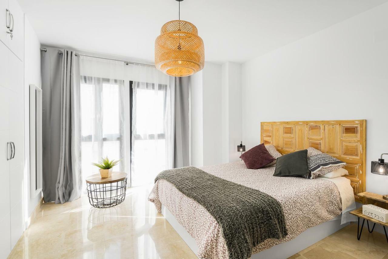 Apartamento Lujo Ancha Del Carmen Málaga Exteriör bild