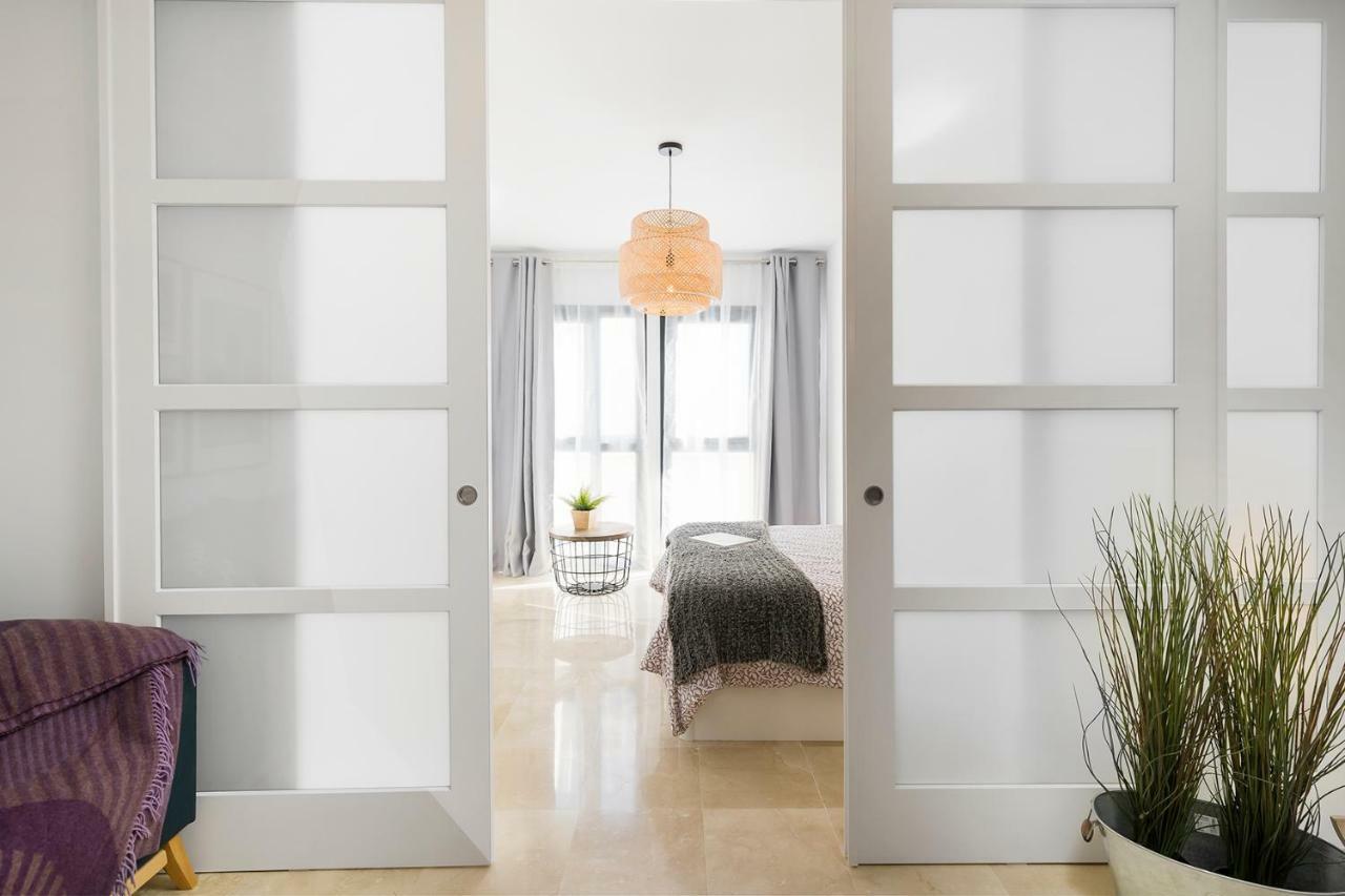 Apartamento Lujo Ancha Del Carmen Málaga Exteriör bild